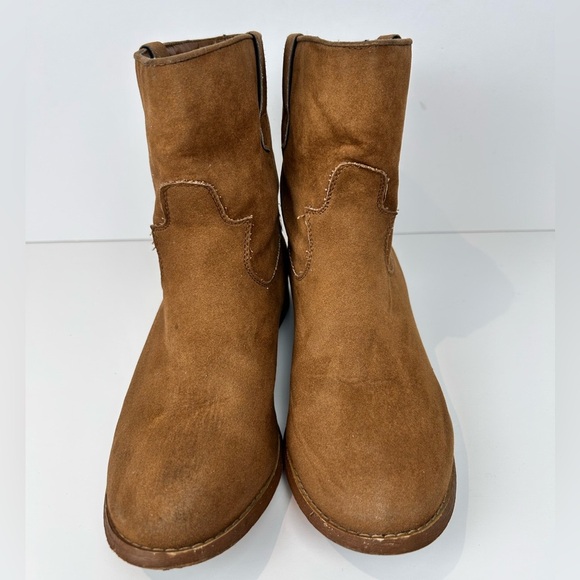 Expression tan low boots, Size 8, faux suede, western cowboy festival - Picture 2 of 7